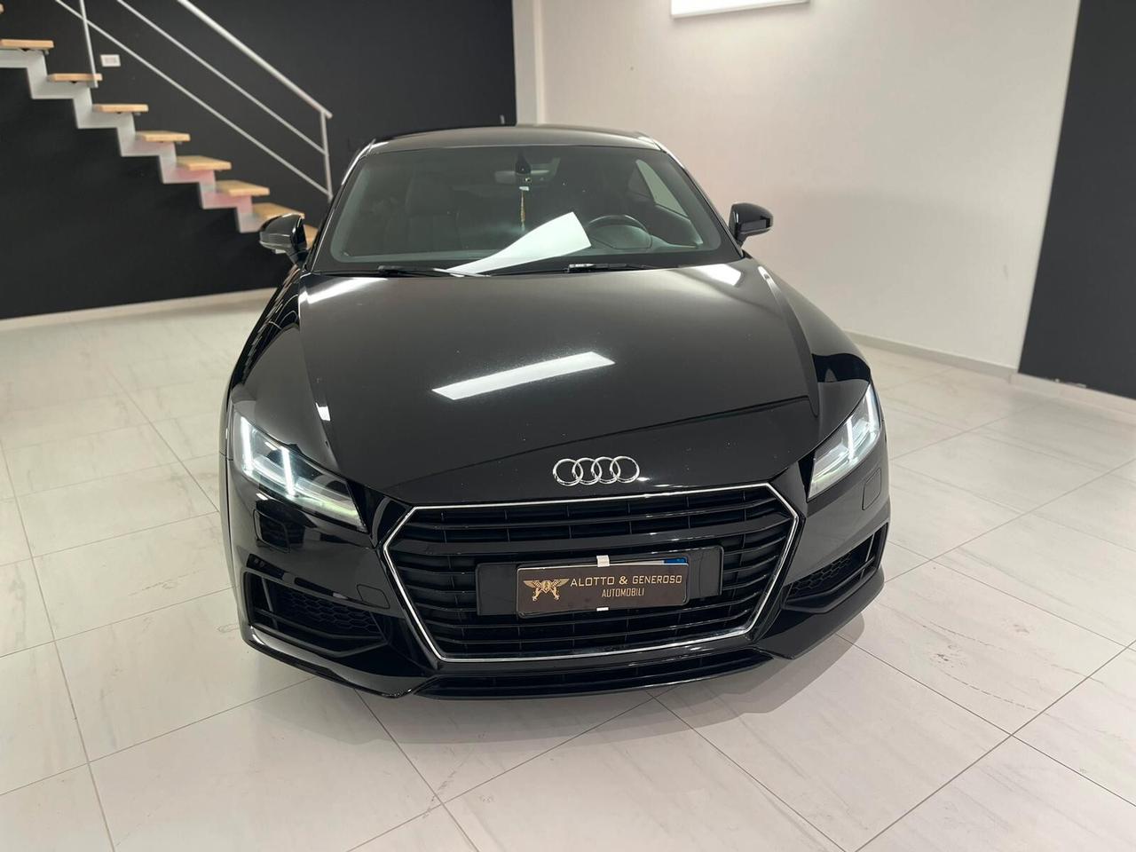 Audi TT Coupé 2.0 184CV TDI ultra S line