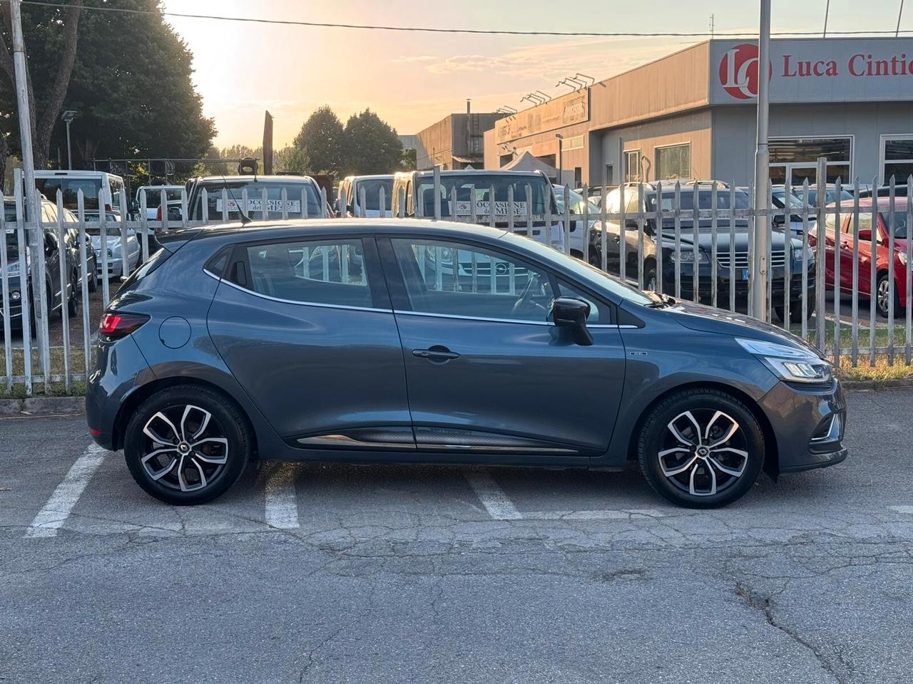 Renault Clio dCi 8V 90 CV Start&Stop 5 porte Energy Duel