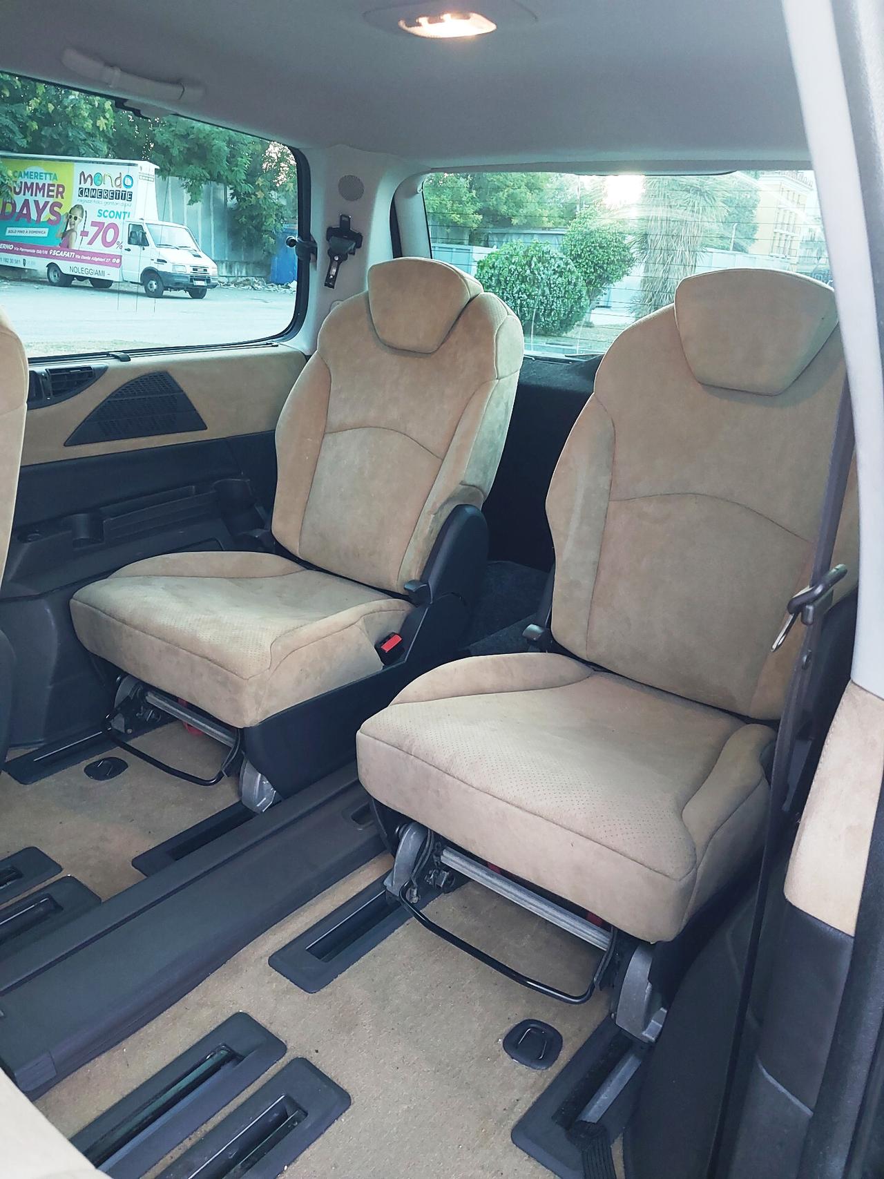 LANCIA PHEDRA 2.0 MJT 120CV SOLO 150.000 KM.8/2006