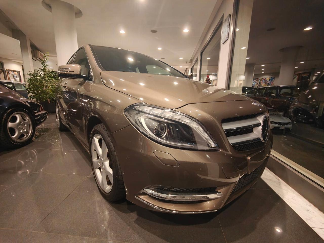 Mercedes-benz B 180 CDI BlueEFFICIENCY Premium