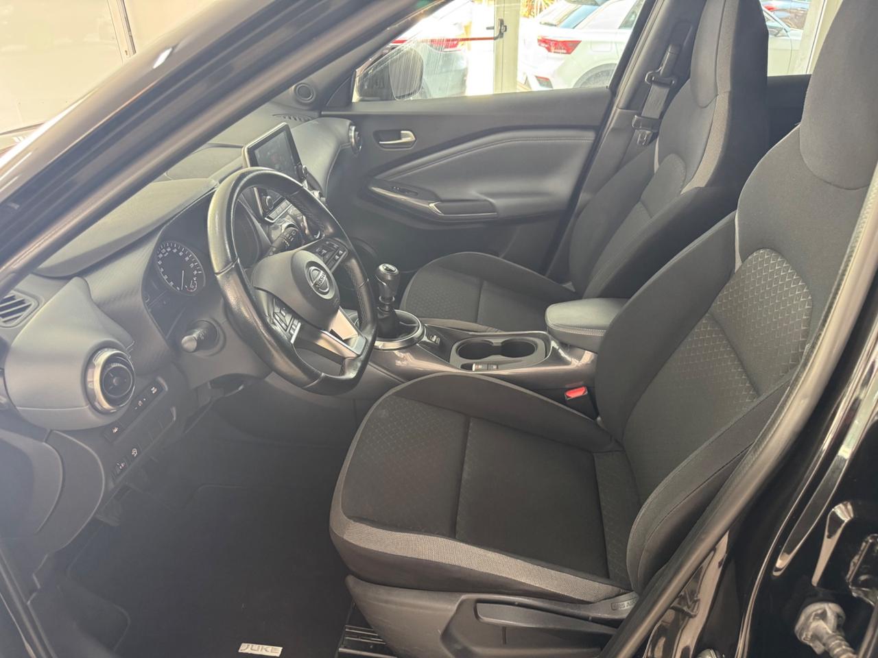 Nissan Juke 1.0 DIG-T 117 CV DCT N-Connecta