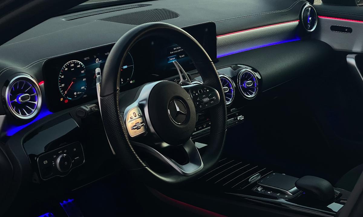 MERCEDES Classe A 180 d Automatic Premium Edition