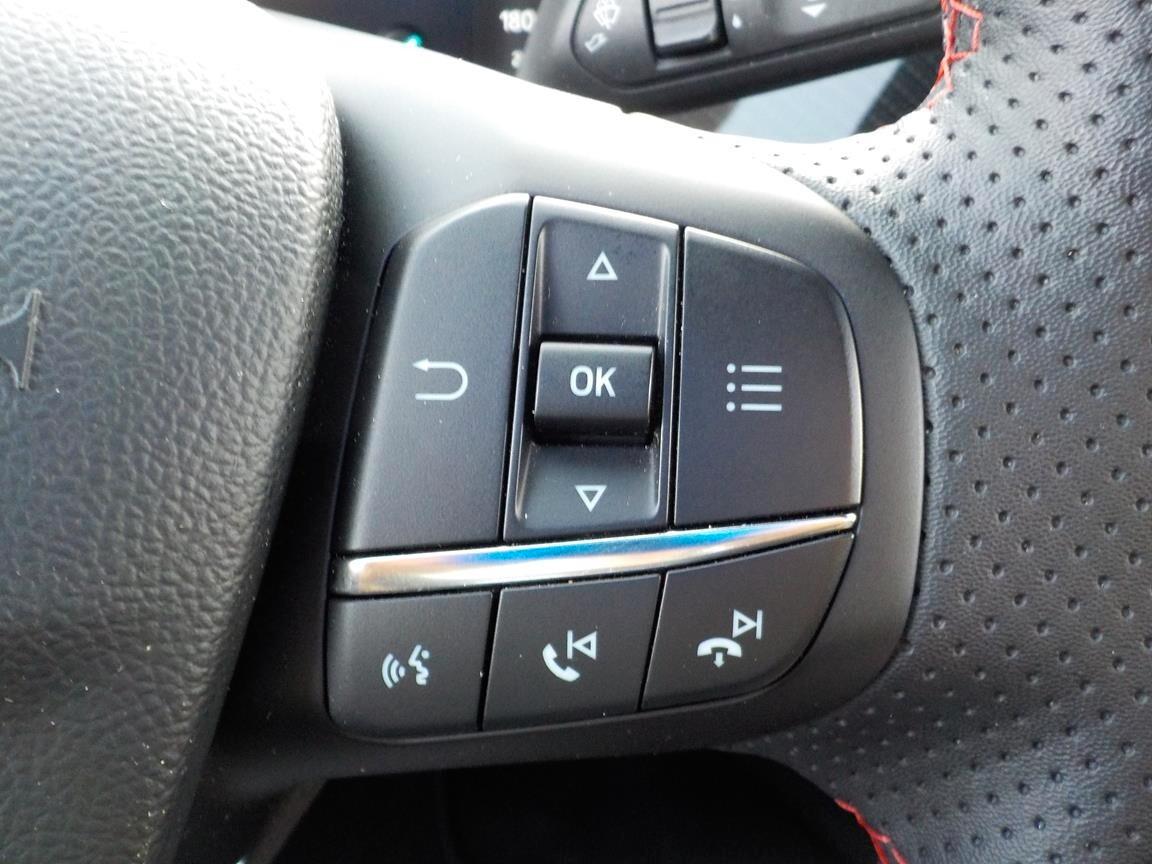 Ford Focus 1.0 EcoBoost Hybrid 125 CV 5p. ST-Line