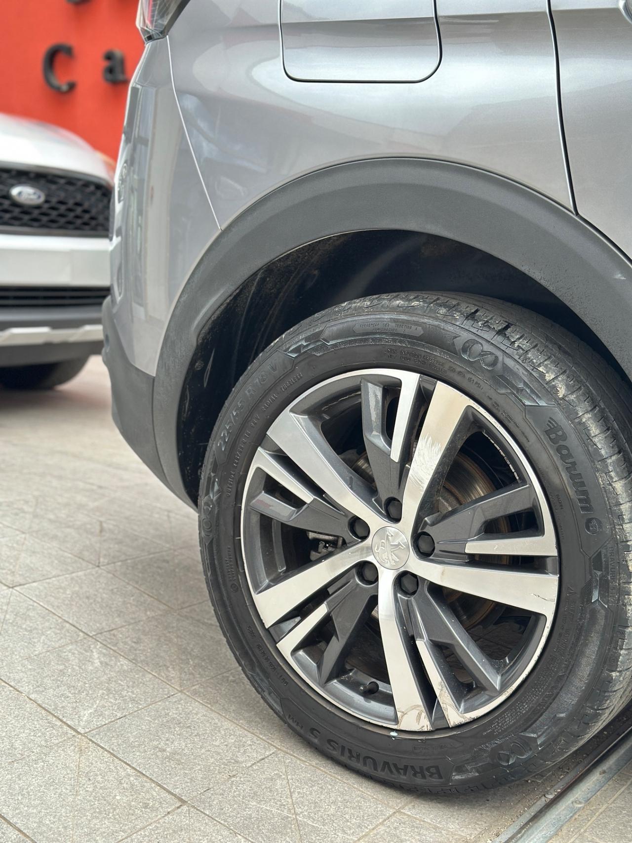 Peugeot 3008 BlueHDi 130 S&S EAT8 Allure-2022