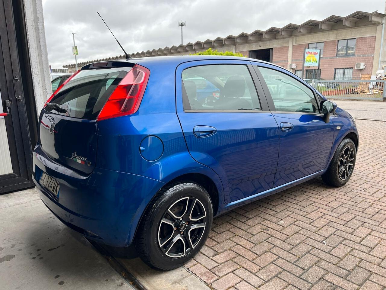 Fiat Grande Punto 1.4 5 porte Dynamic 123000KM
