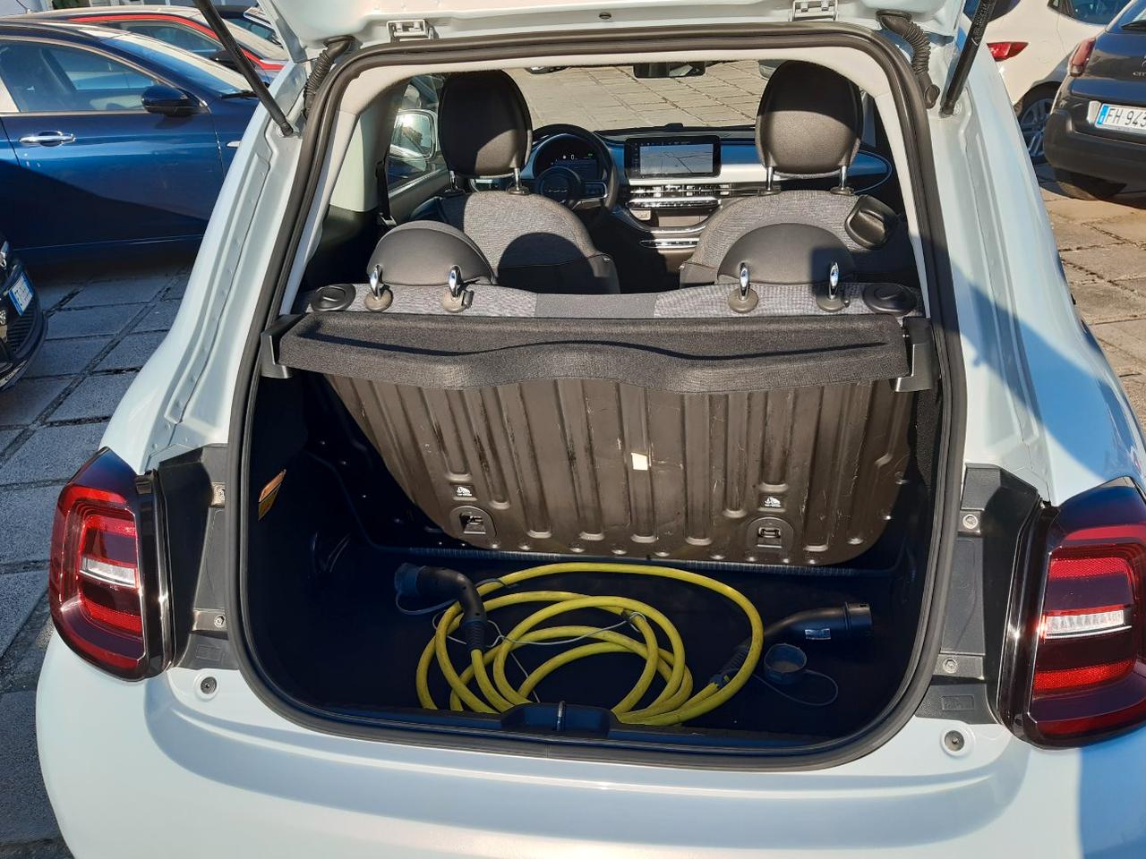 Fiat 500e 42 kWh La Prima