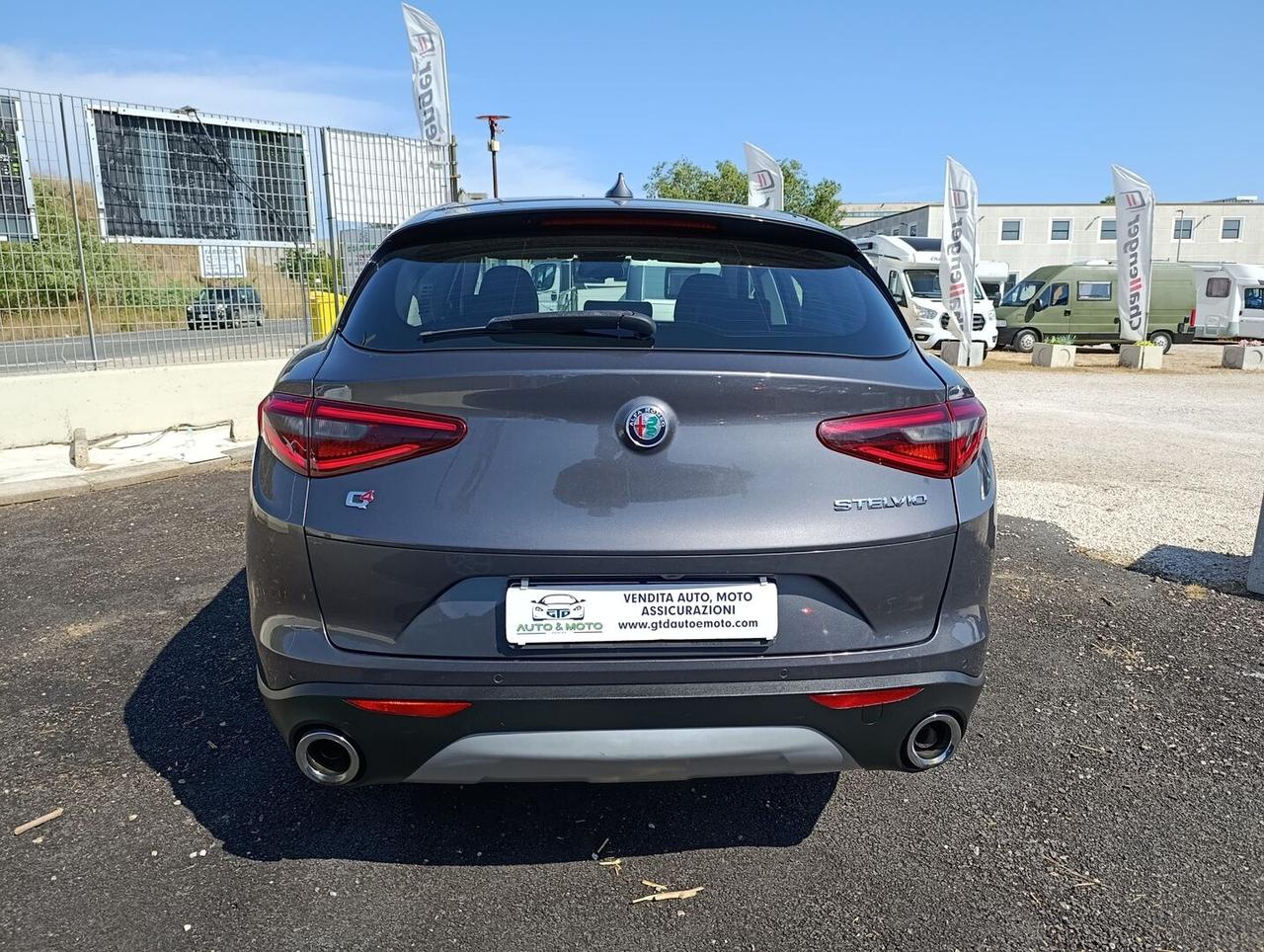 Alfa Romeo Stelvio 2.2 t Business Q4 210cv auto my19