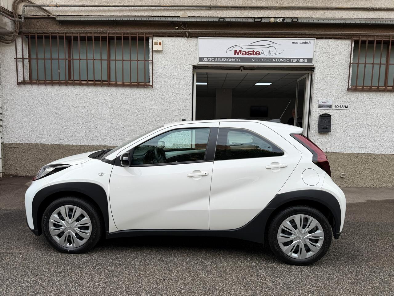 Toyota Aygo X 1.0 VVT-i Active – 02/2024 - Cambio Auto - Uni Pro