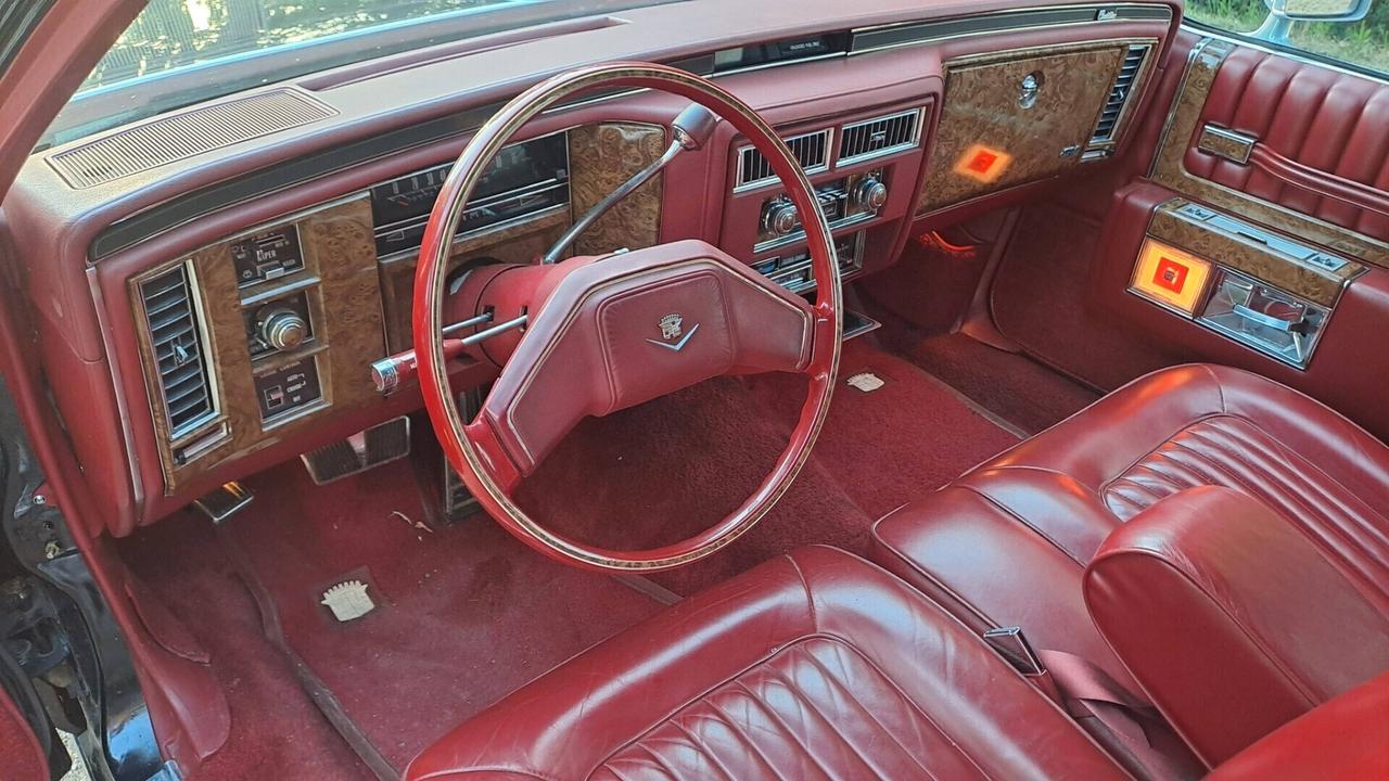Cadillac Deville de ville PREZZO OFF-E-R-TA