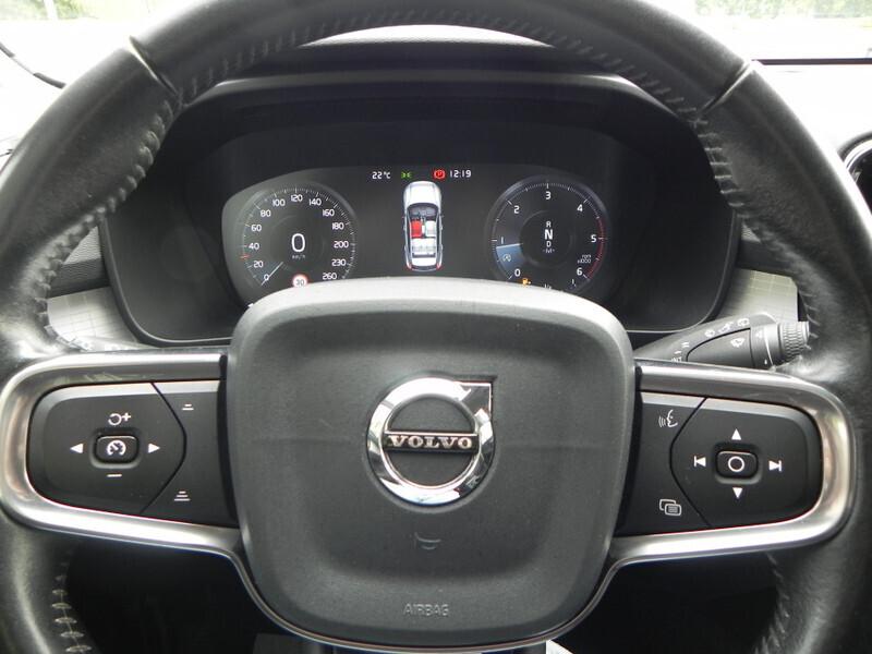 Volvo XC40 D3 AWD Geartronic Business Plus