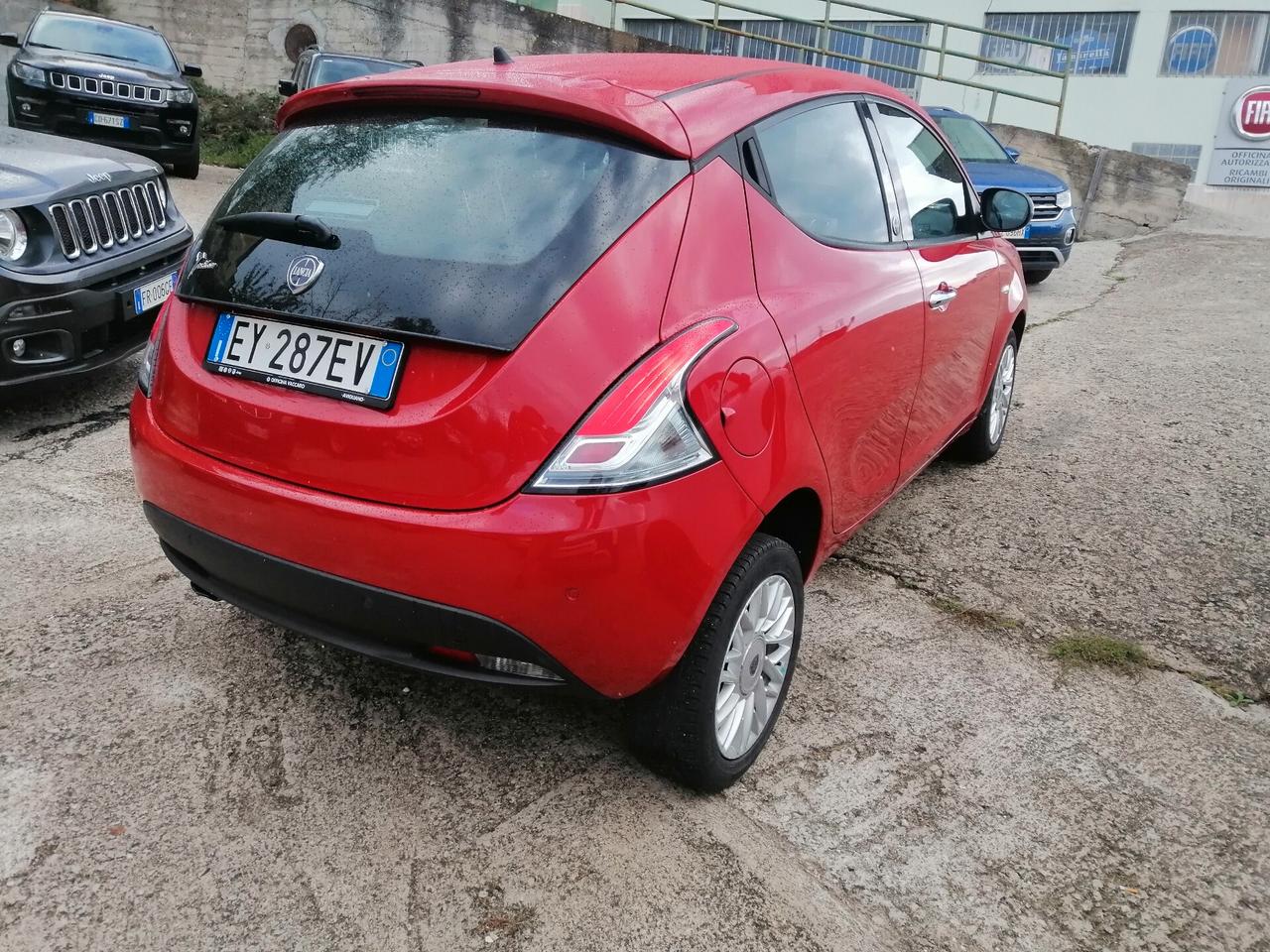 Lancia Ypsilon 1.2 69 CV 5 porte GPL Ecochic Gold