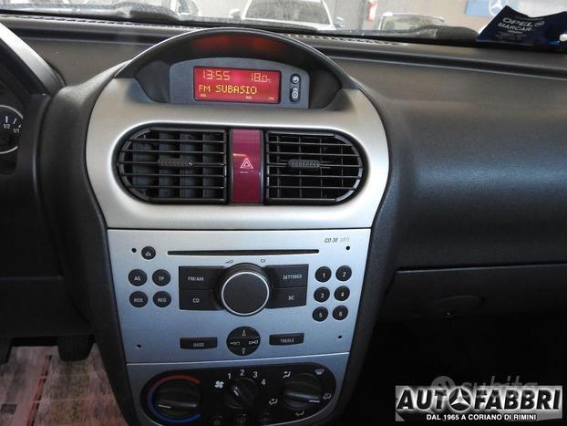 OPEL - Tigra - TwinTop 1.4 16V First Edition