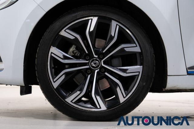 RENAULT Clio FULL HYBRID E-TECH 140 CV 5PORTE INTENS NEOPATENTI
