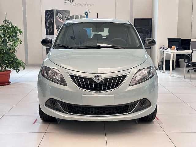 Lancia Ypsilon 1.0 FireFly 5 porte S&S Hybrid Platino KM ZERO