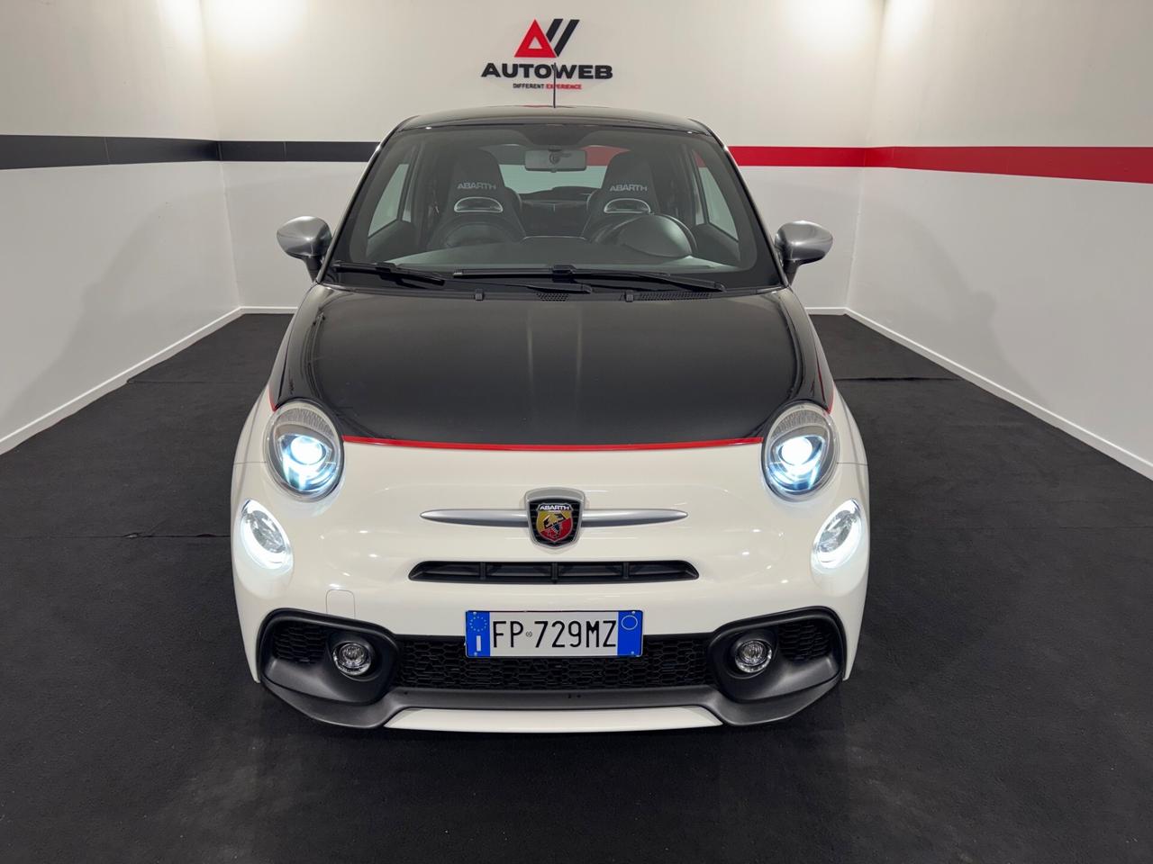 Abarth 595 1.4 Turbo T-Jet 165 CV Turismo * SOLO 30.000 KM *