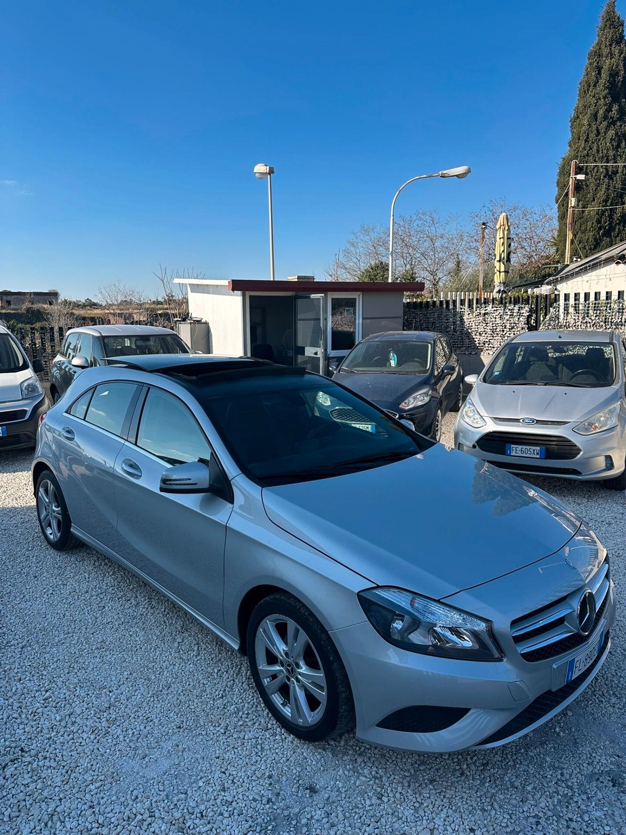 Mercedes-benz A 180 DARK NIGHT EDITION