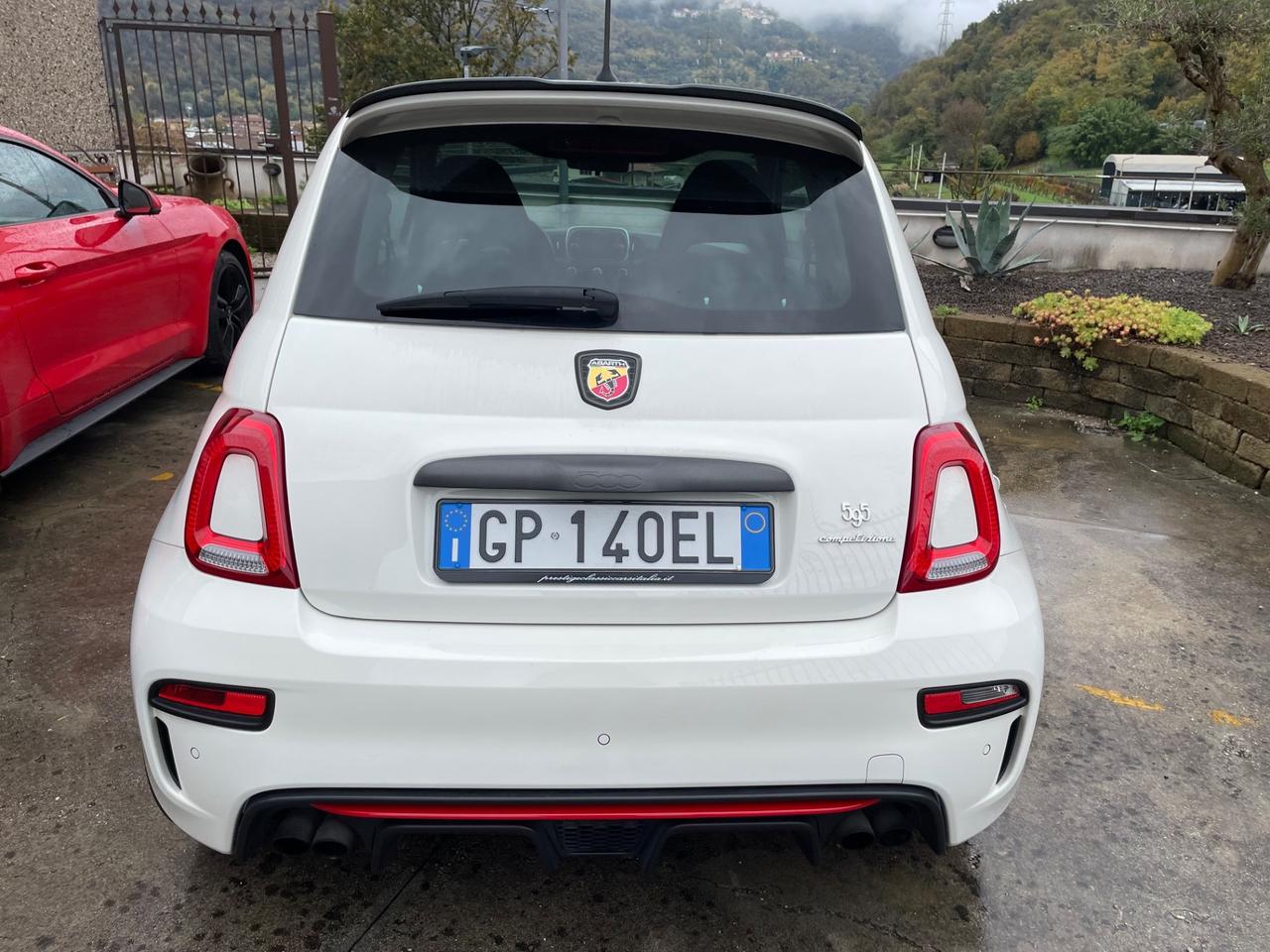 Abarth 595 1.4 Turbo T-Jet 180 CV Competizione
