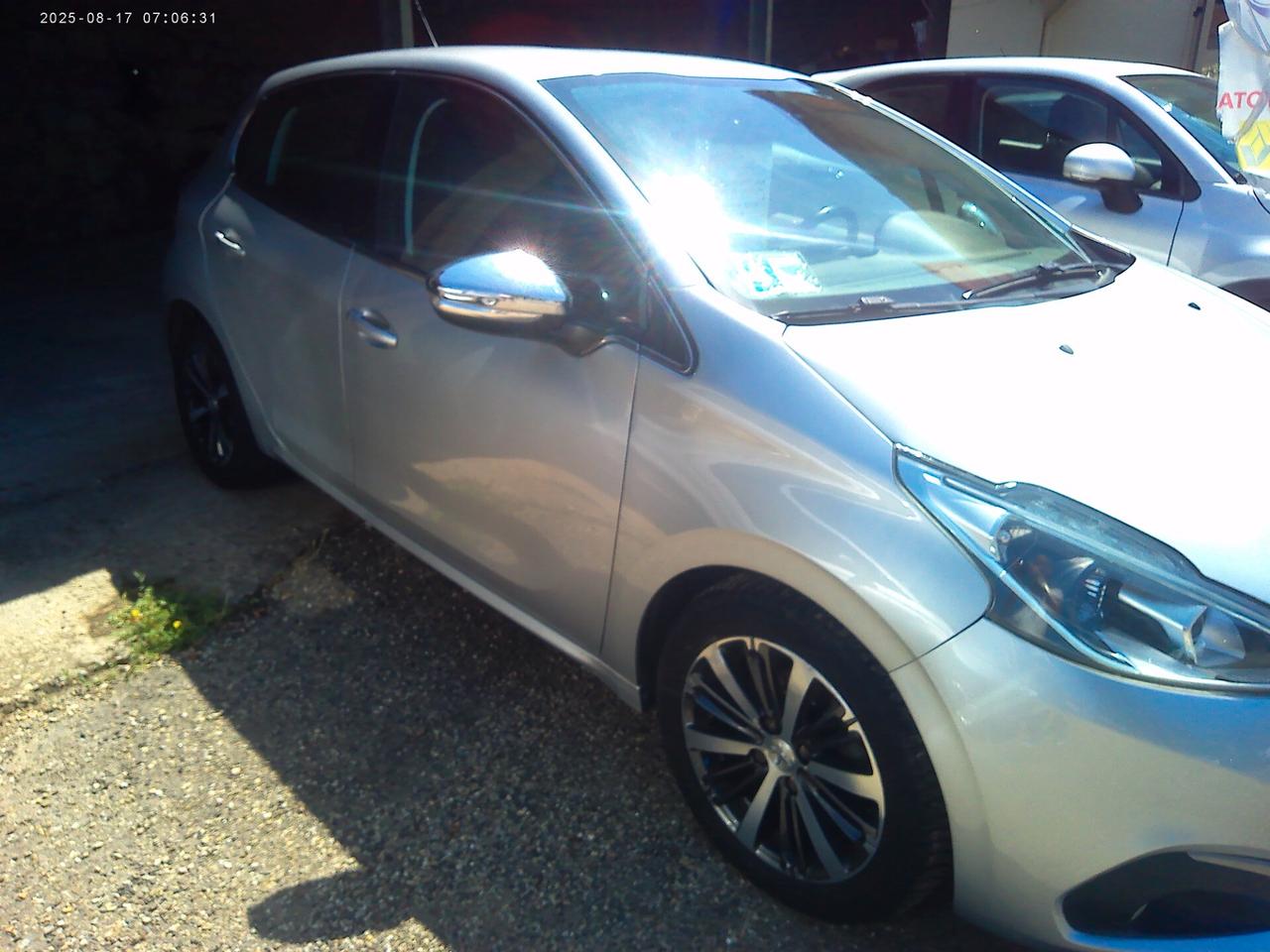 Peugeot 208 BlueHDi 75 5 porte Allure