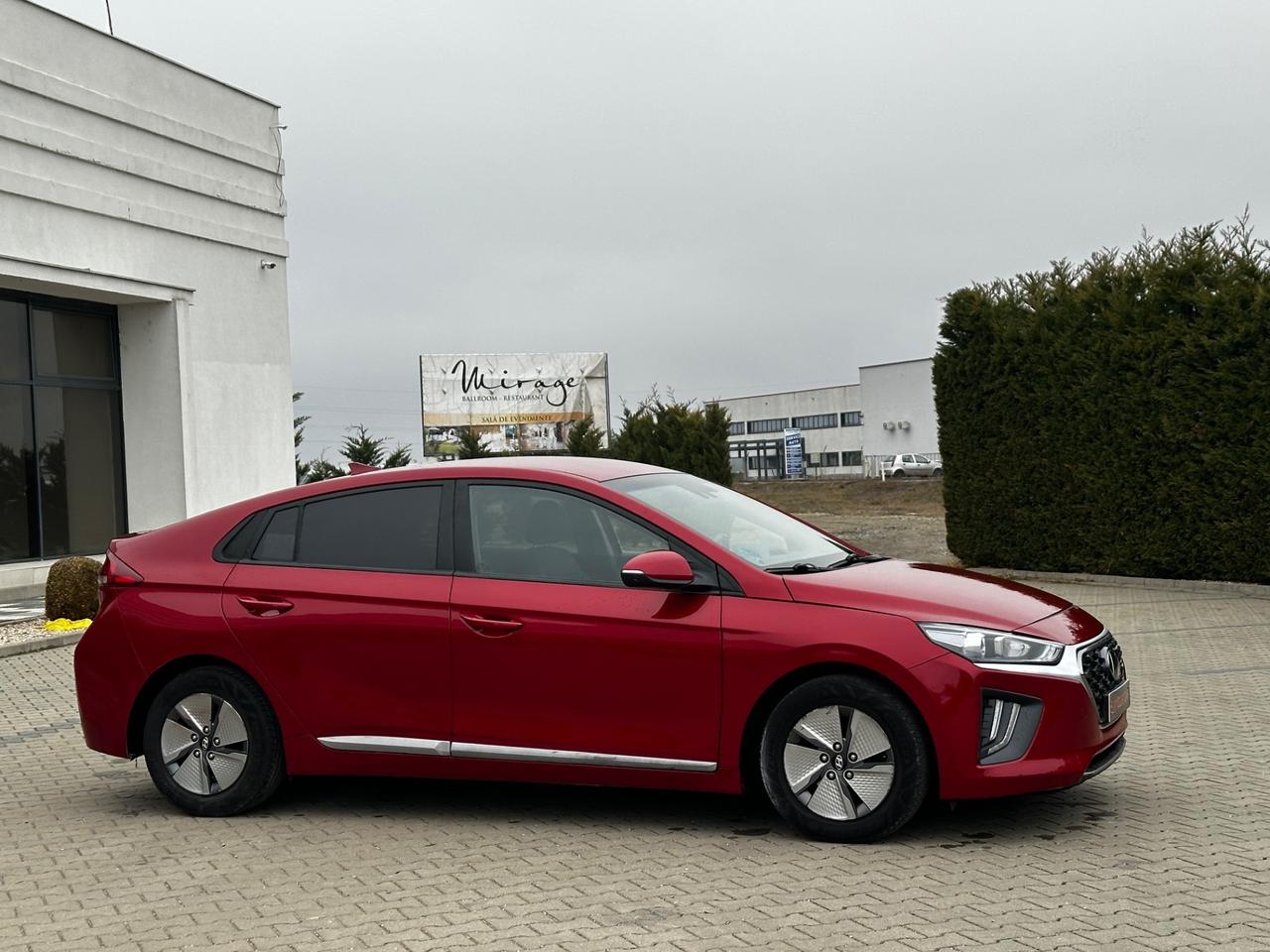 Hyundai Ioniq 1.6 Plug-in Hybrid DCT Prime