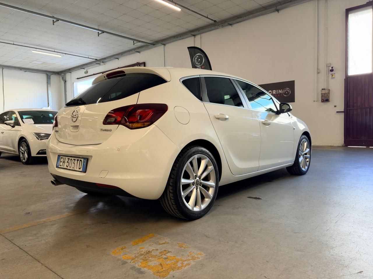 Opel Astra 1.4 Turbo 140CV 5 porte Cosmo