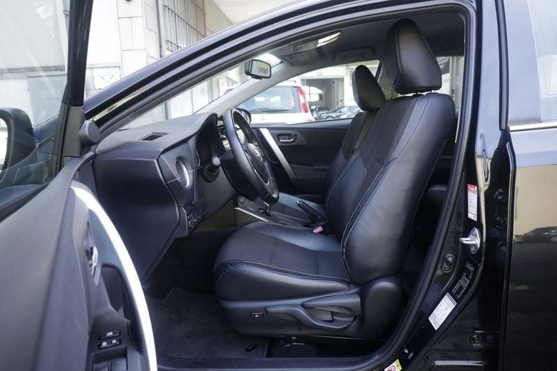 Toyota Auris Toyota Auris Hybrid Lounge Unicoproprietario