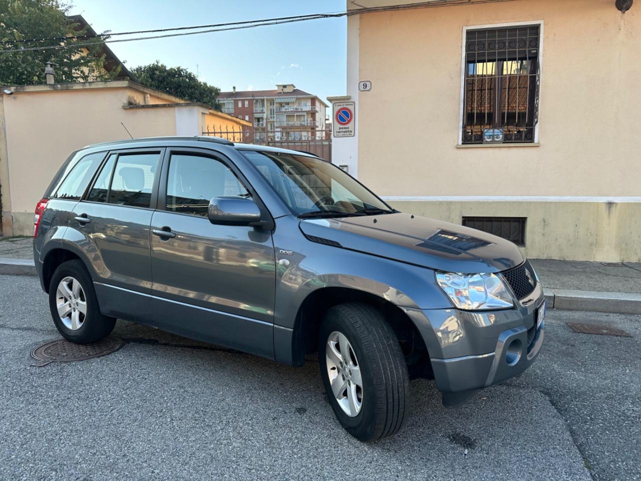 Suzuki Grand Vitara Grand Vitara 1.9td 5 porte gancio traino