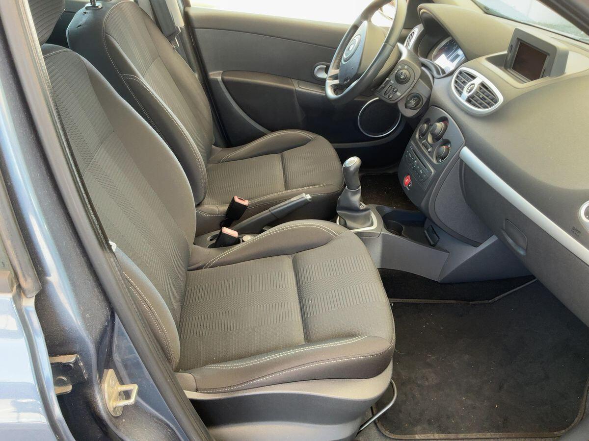 Renault Clio 1.2 16V 5 porte Dynamique