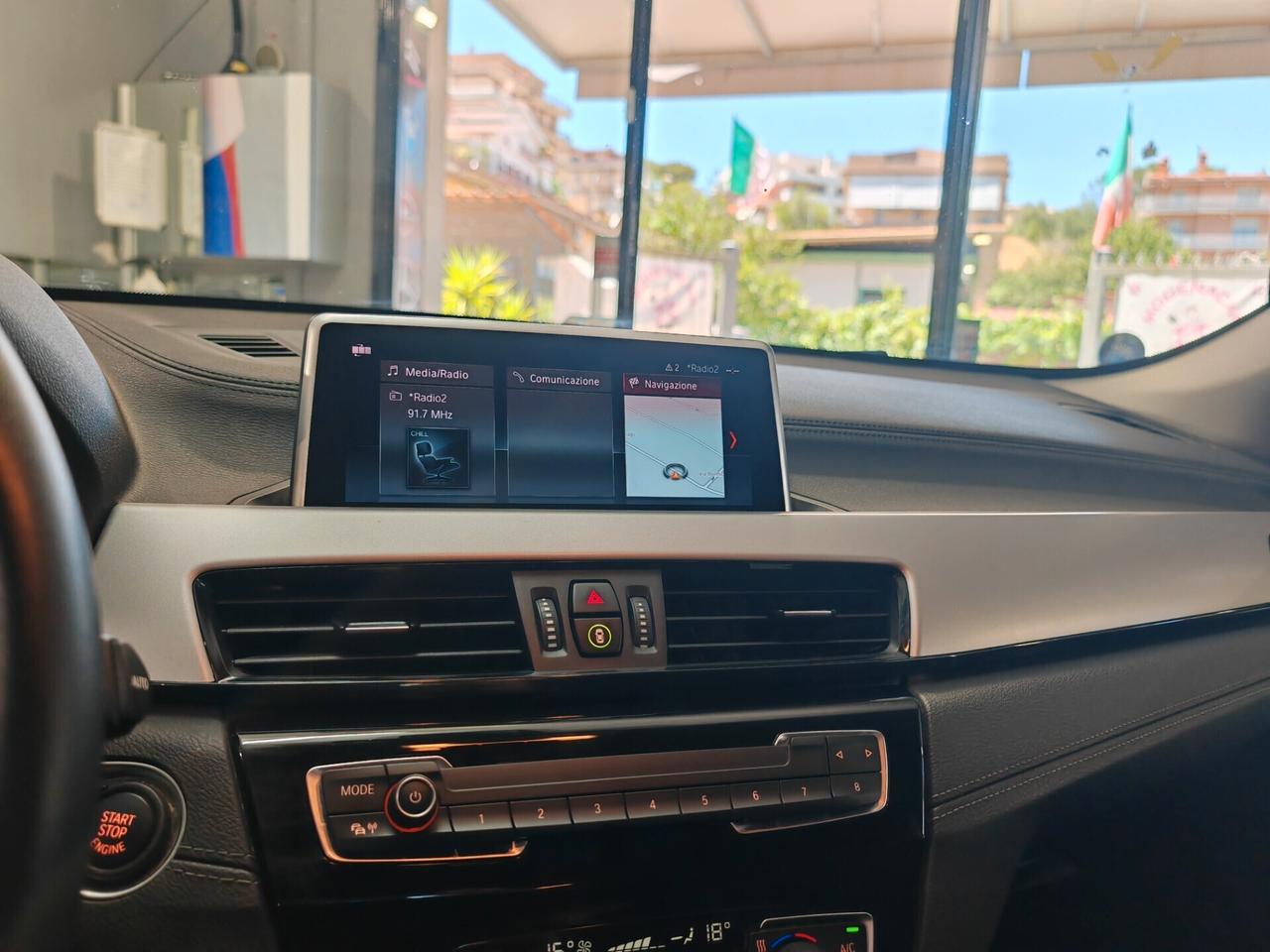 Bmw X2 sDrive18d Business-X