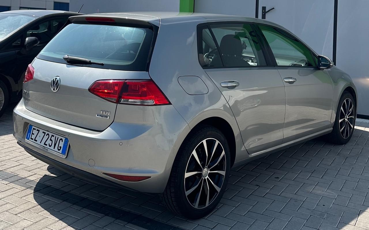 Volkswagen Golf 1.6 TDI ADATTA A NEOPATENTATI