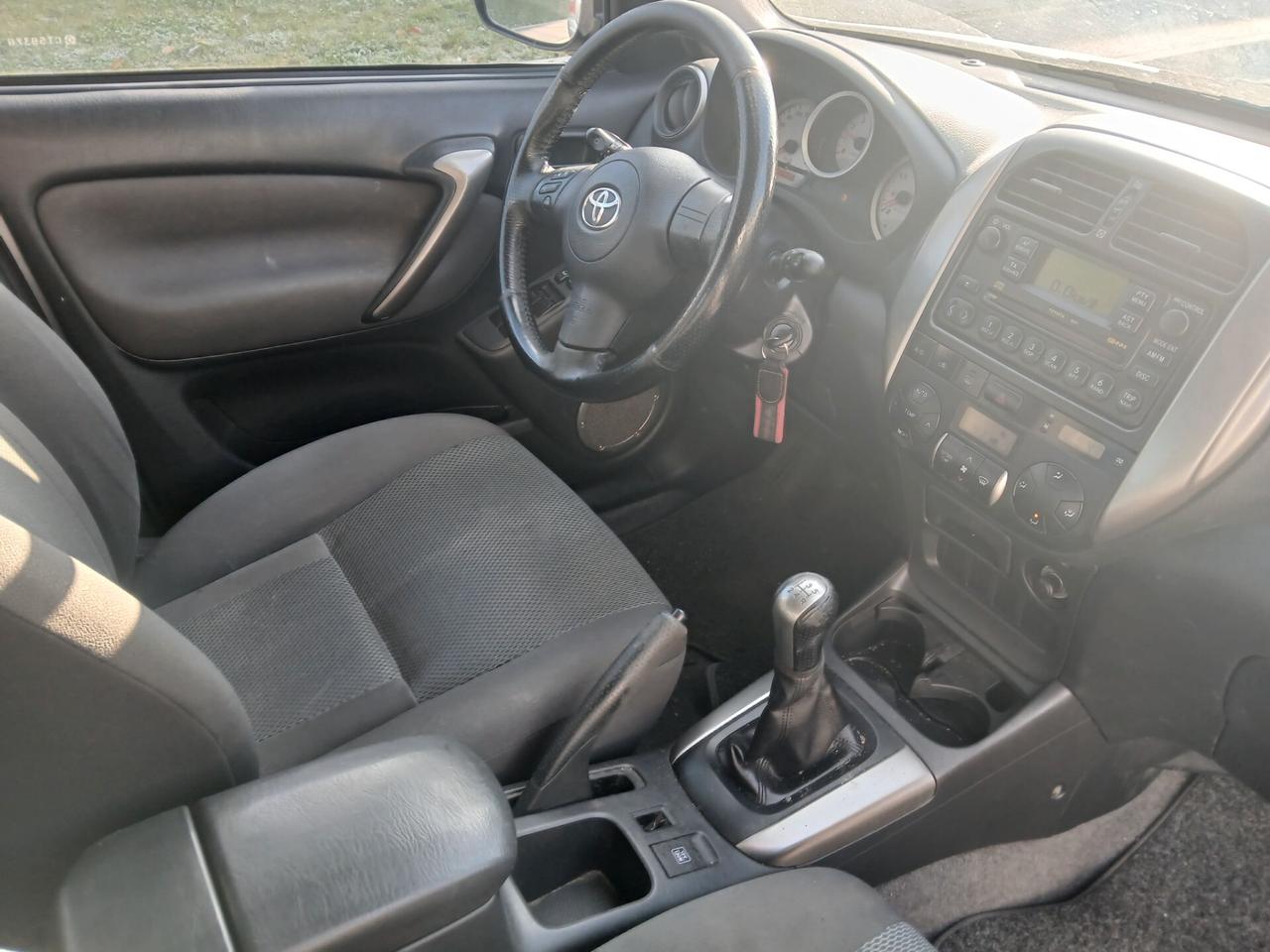 Toyota RAV 4 RAV4 2.0 16V cat 5 porte