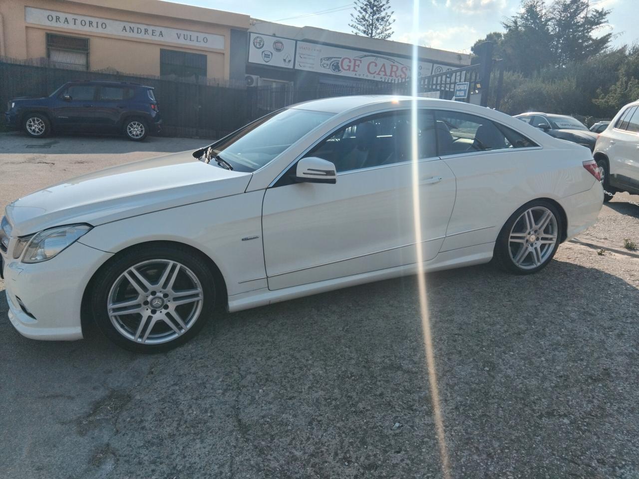 Mercedes-benz E 350 CDI Coupé BlueEFFICIENCY Avantgarde