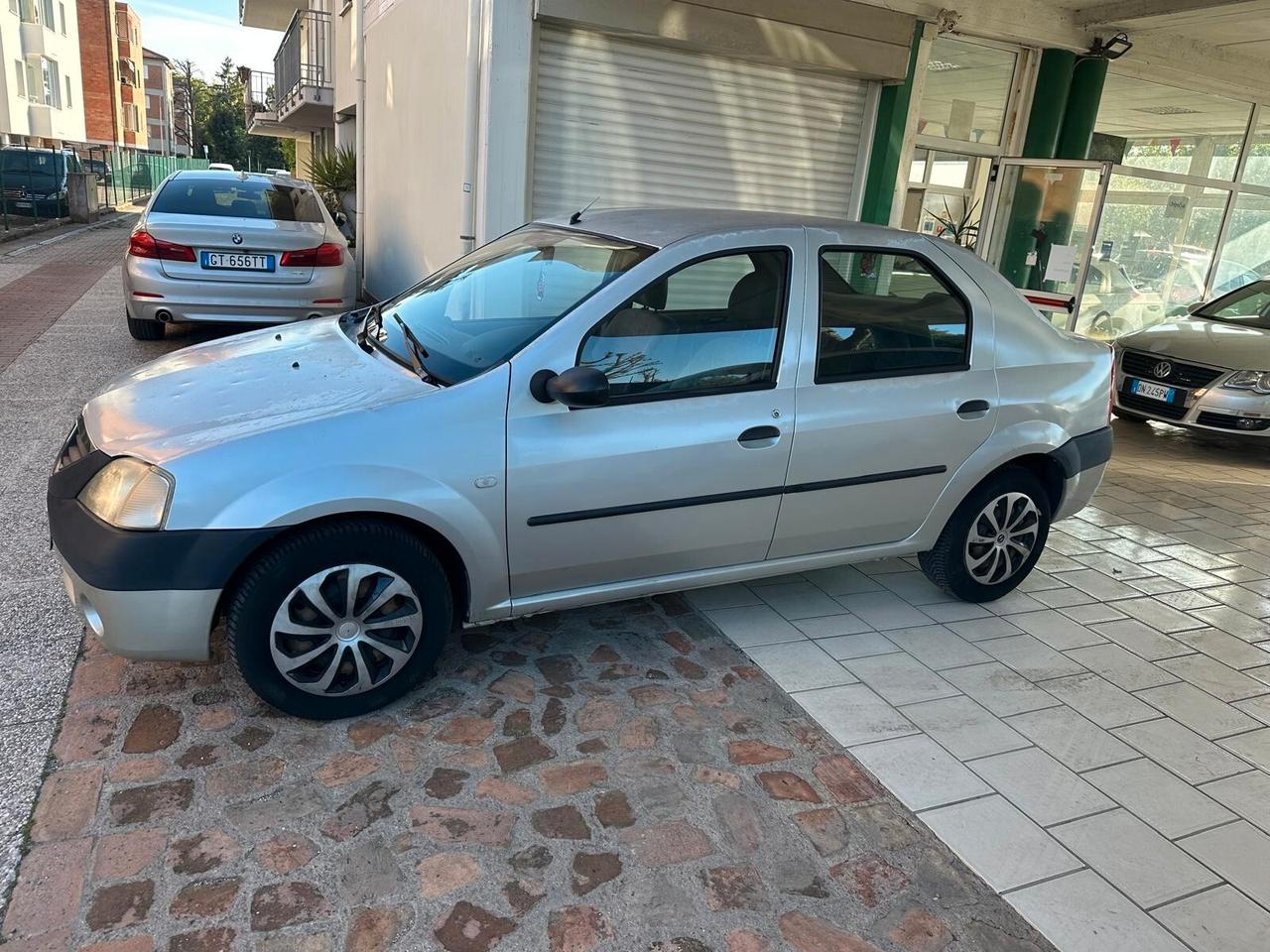 Dacia Logan 1.4 MPI (12 RATE)