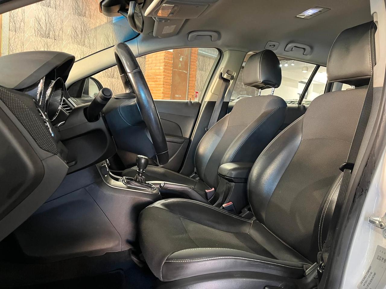 Chevrolet Cruze 1.7 Diesel Station Wagon LTZ
