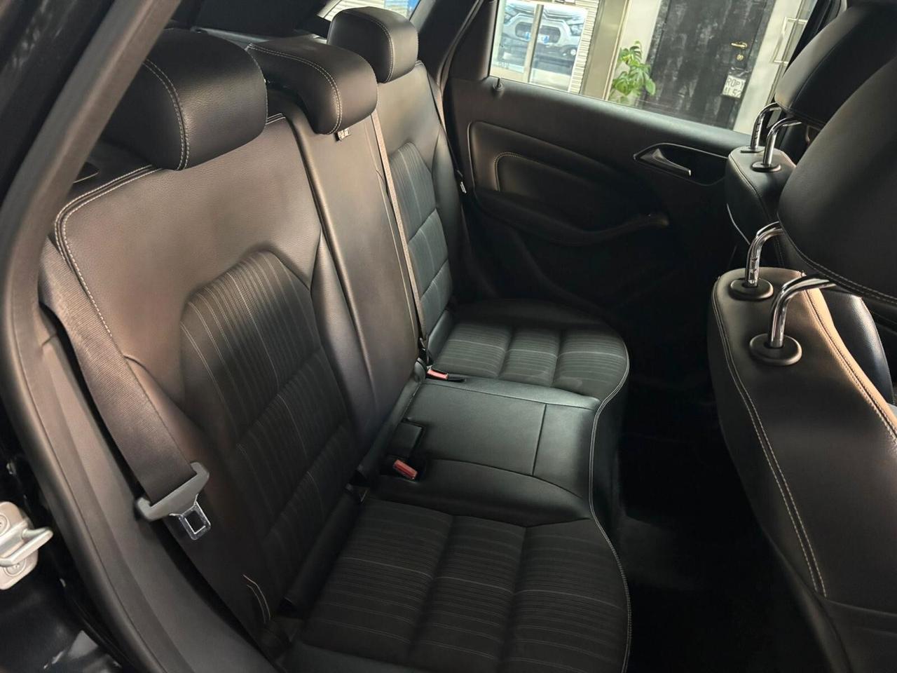 Mercedes-benz B 180 CDI BlueEFFICIENCY Executive