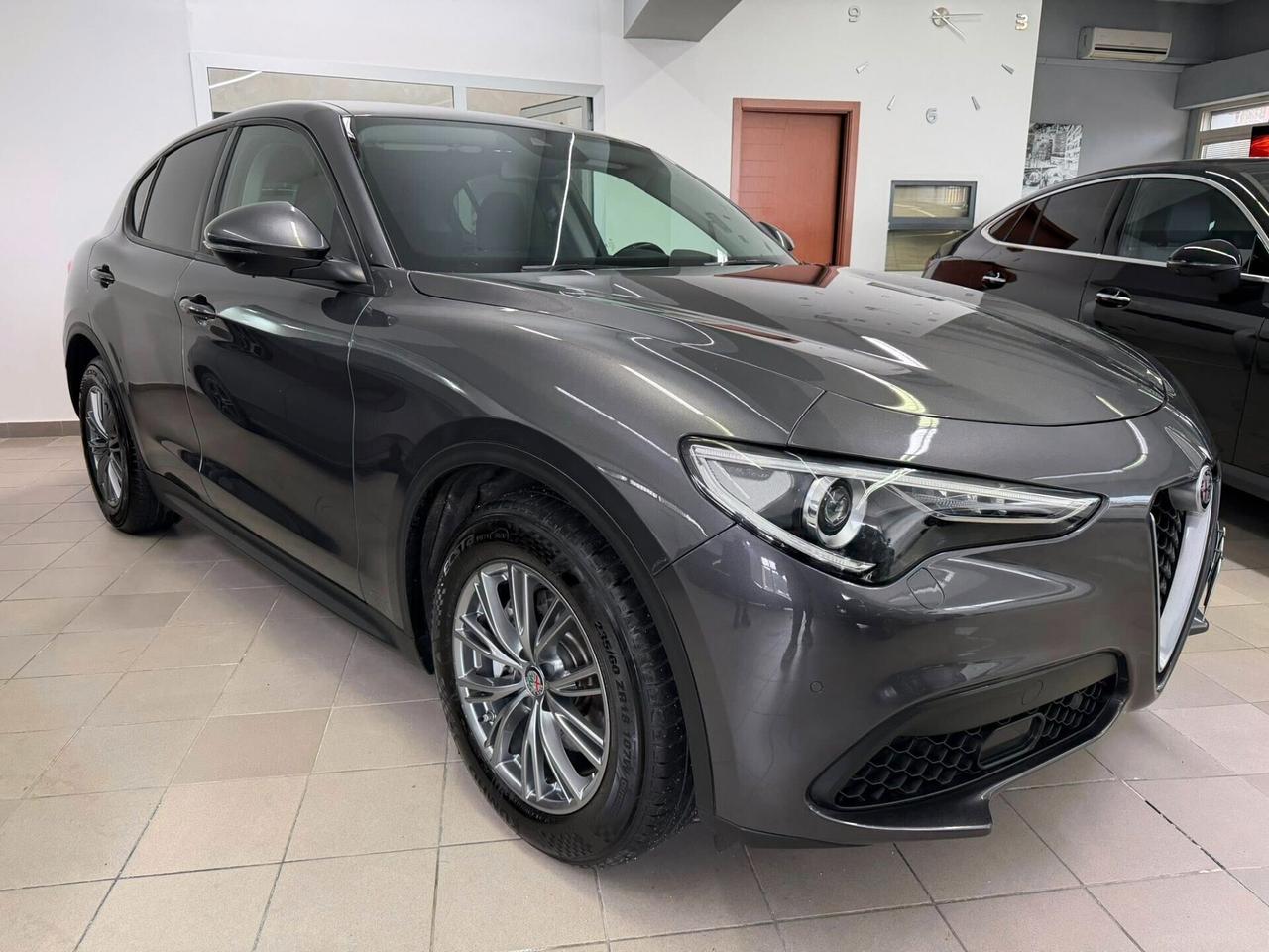 Alfa Romeo Stelvio 2.2 Turbodiesel 160 CV AT8 RWD Business