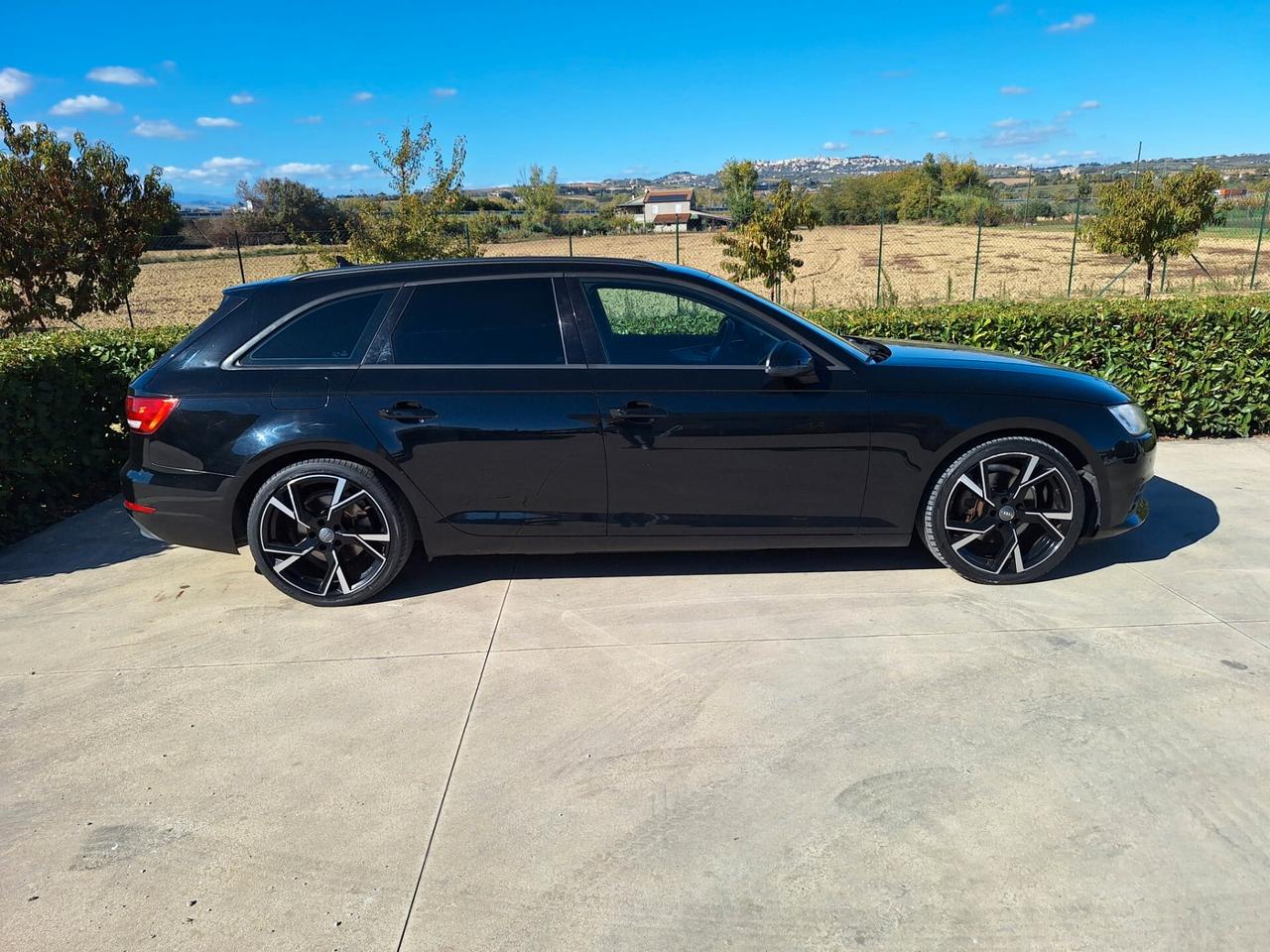 Audi A4 2.0 TDI 150 CV quattro Sport