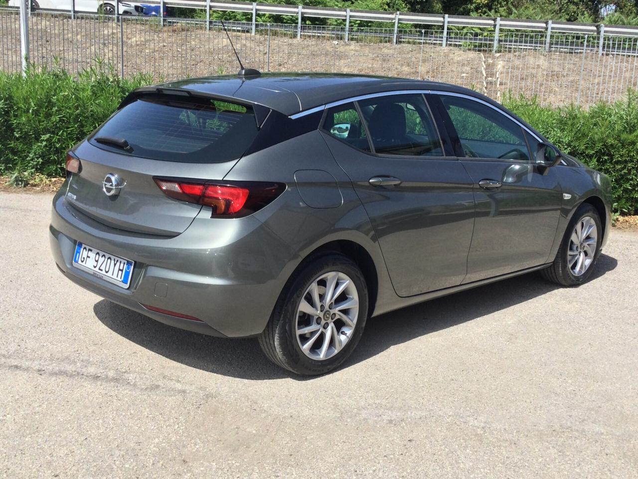 Opel Astra 1.5 CDTI 122 CV 5 porte Business Elegance