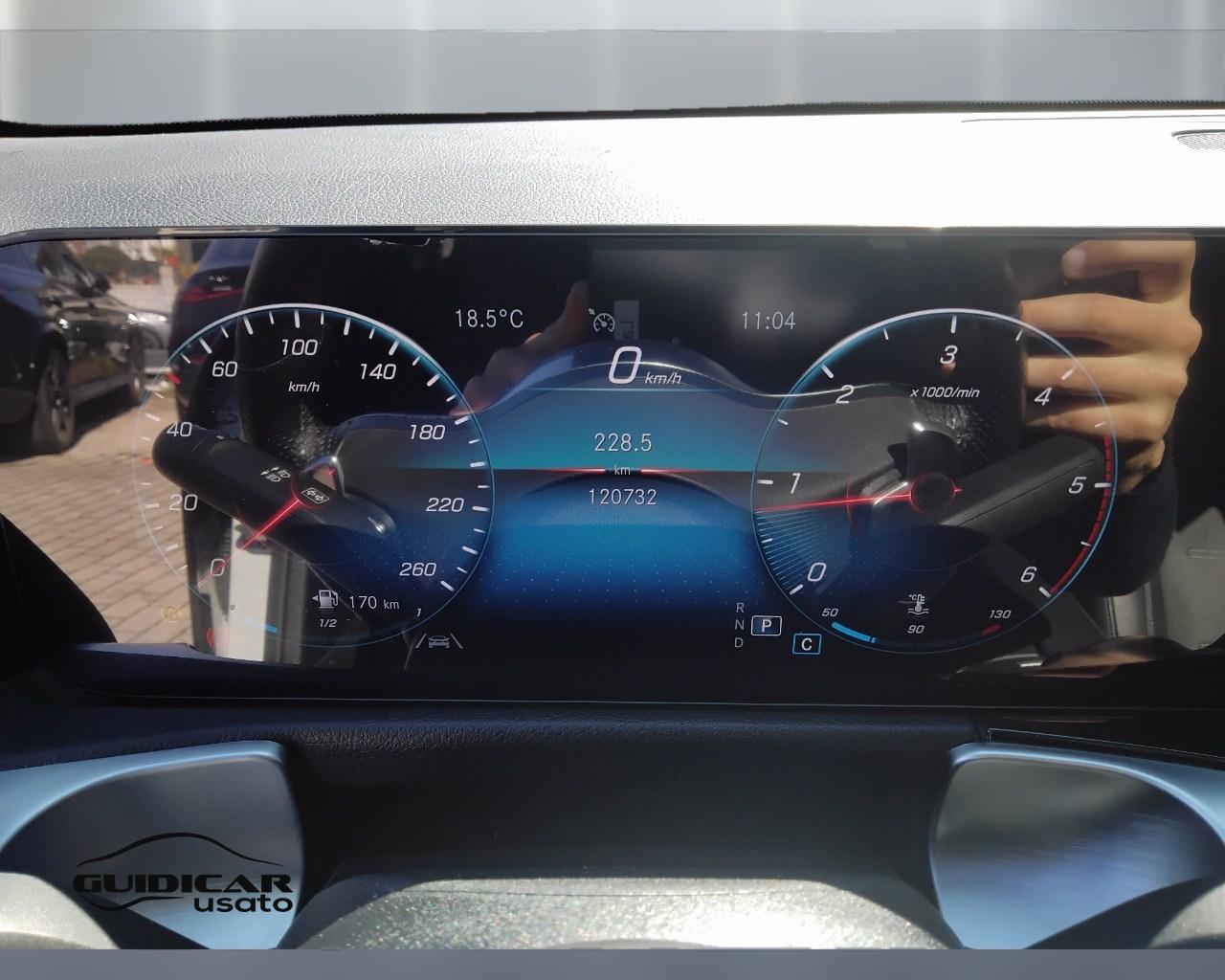Mercedes-Benz GLB - X247 2019 - GLB 200 d Premium auto