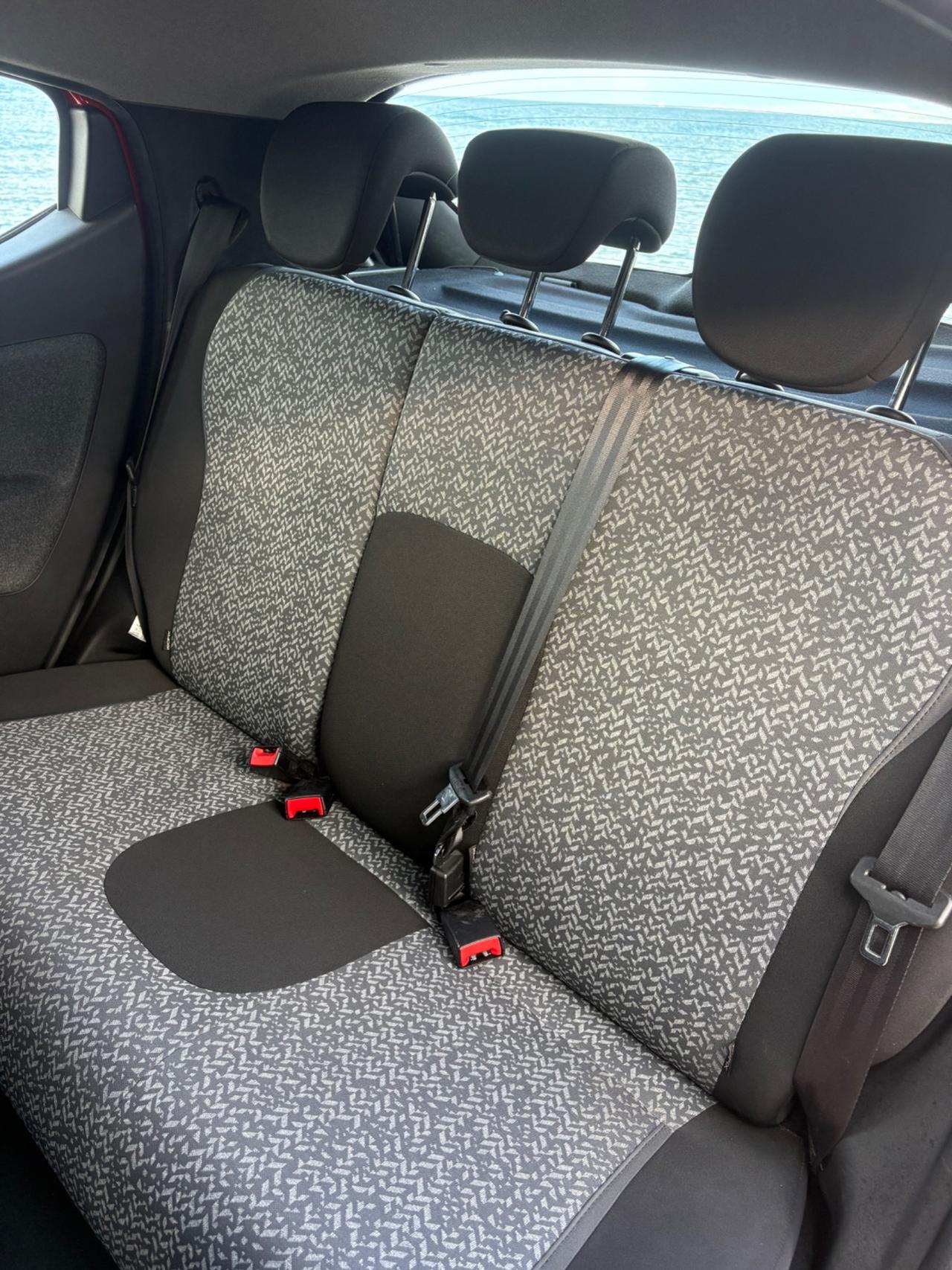 Lancia Ypsilon 1.0 FireFly 5 porte Hybrid