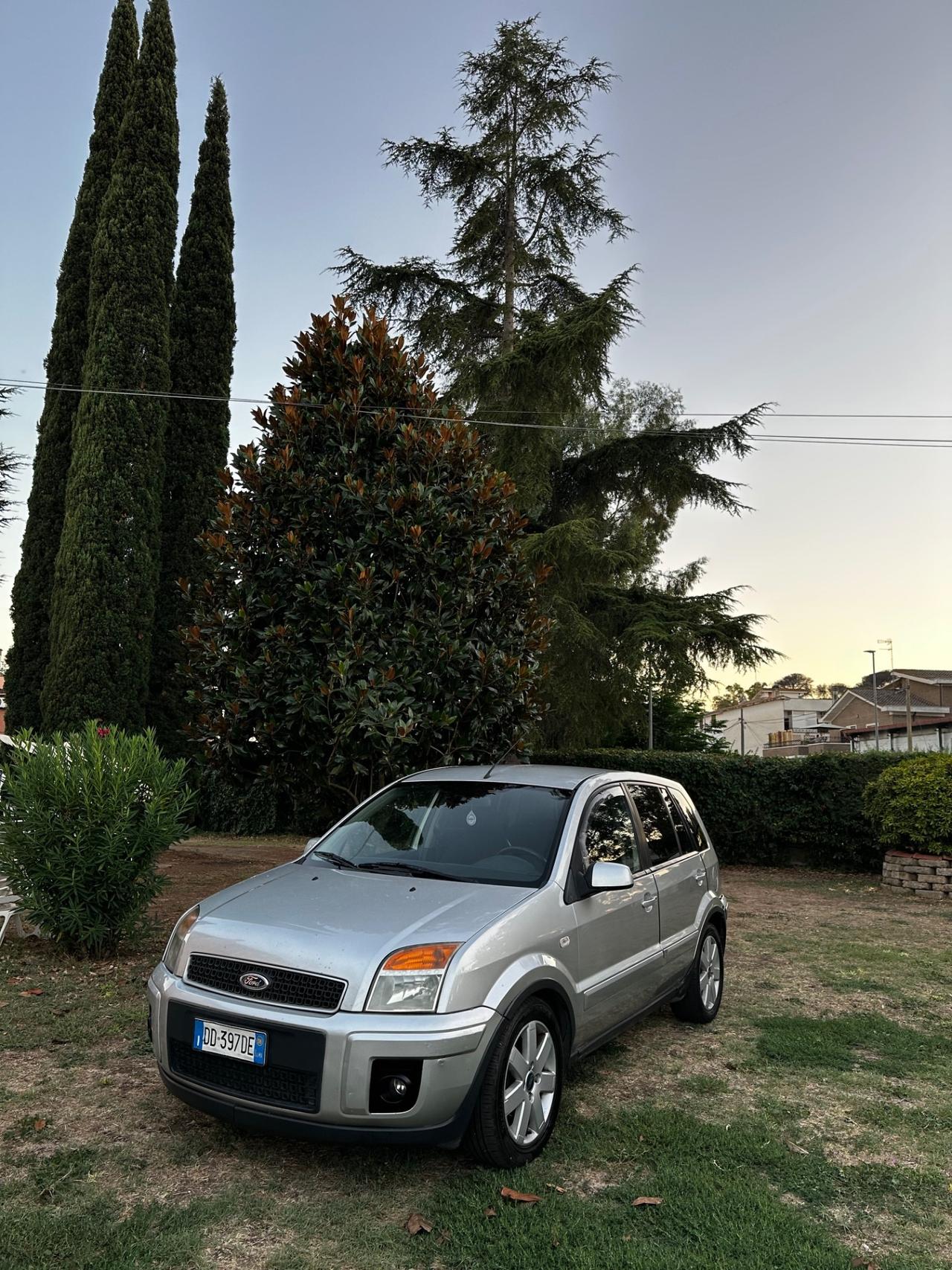 Ford Fusion 1.6 TDCi 5p. Collection