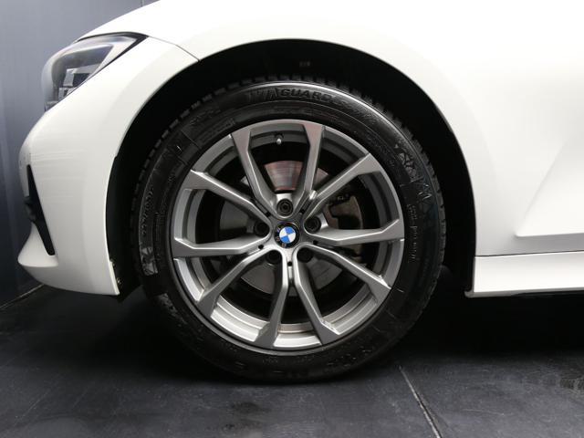 BMW 320 d 48V xDrive Touring Sport