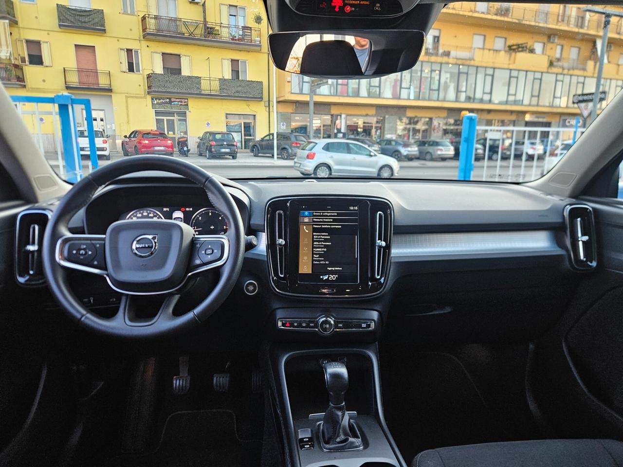Volvo XC40 D3 Momentum My21 150cv