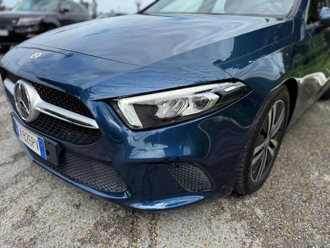 MERCEDES-BENZ A 180 d Automatic Executive
