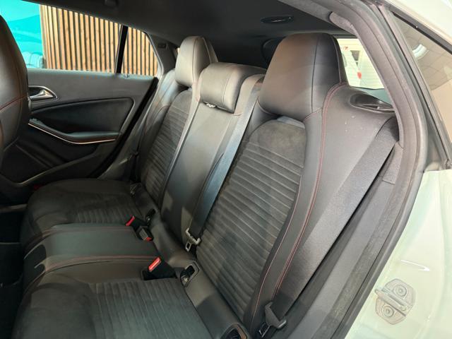 MERCEDES-BENZ CLA 200 4Matic Auto Premium*TETTO*PELLE*NAVI