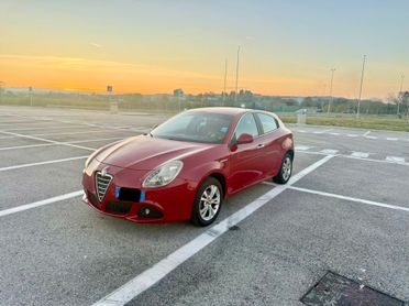 Alfa Romeo Giulietta 1.6 JTDm2 105cv NEOPATENTATI