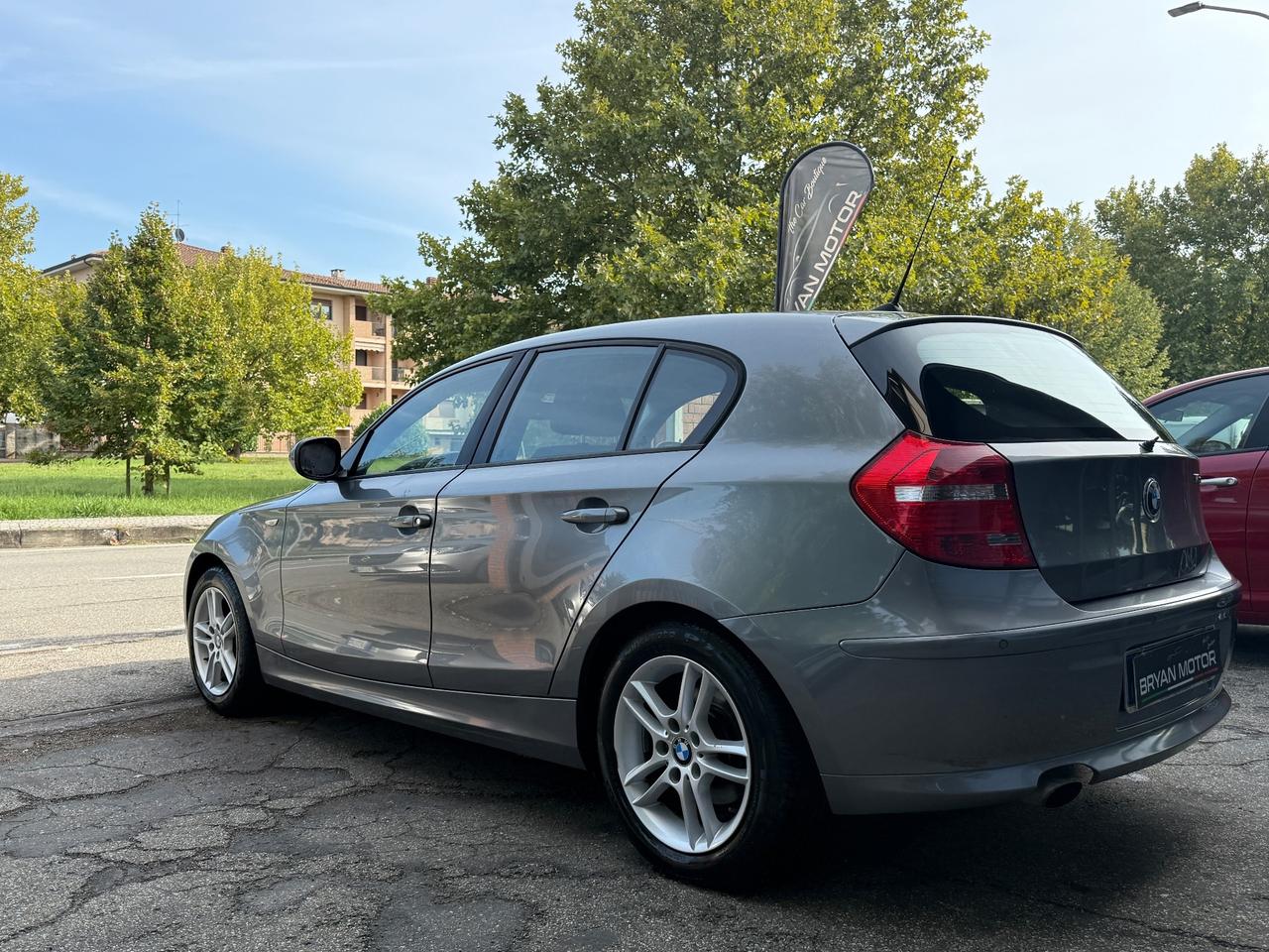 Bmw 116 116d 2.0 116CV cat 5 porte Futura DPF