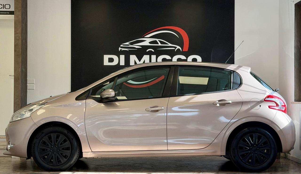 Peugeot 208 1.2 VTi 82 CV 5 porte Allure