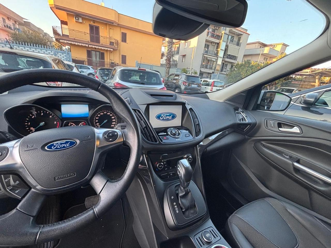 Ford Kuga 2.0 TDCI 150 CV S&S 4WD Powershift Titanium