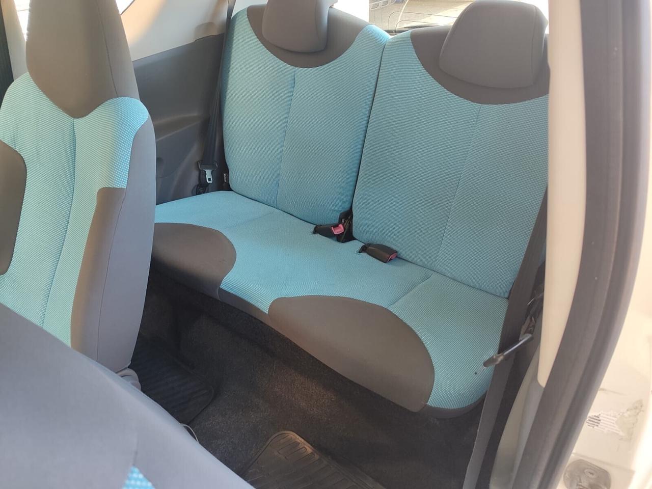 Peugeot 107 1.0 BENZ. 68CV.