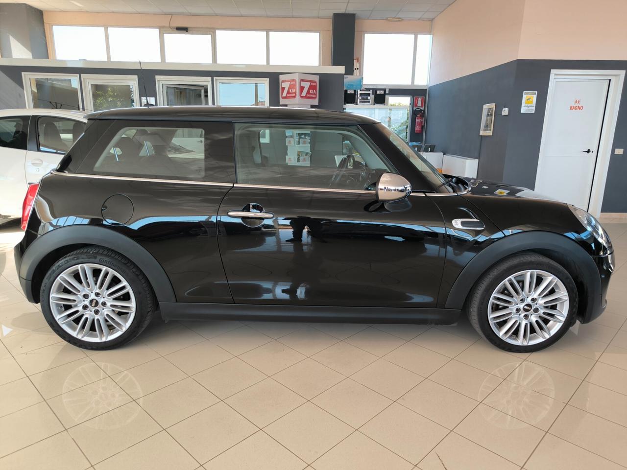 Mini Cooper 1.5 Benzina 136CV - 69550 Km - manuale 6M